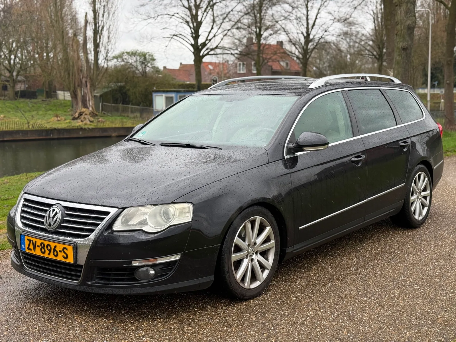 Volkswagen Passat (2009) — foto 1