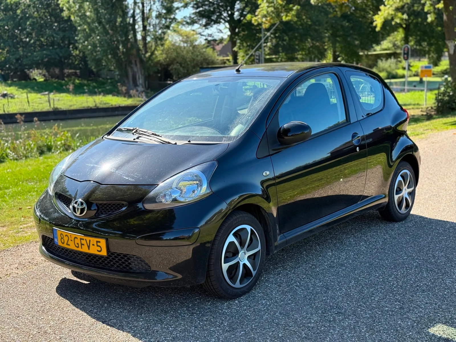 Toyota Aygo (2008) — foto 1