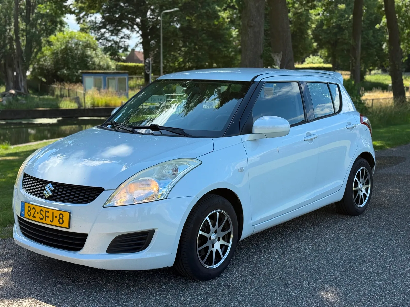 Suzuki Swift (2011) — foto 1
