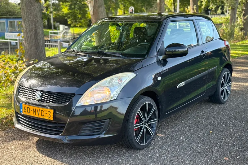 Suzuki Swift (2010)