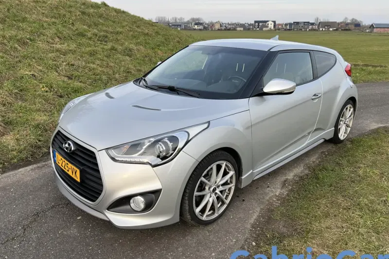 Hyundai Veloster (2015)