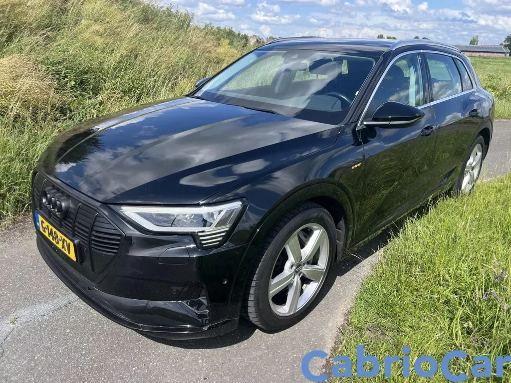 Audi e-tron (2019) — foto 1