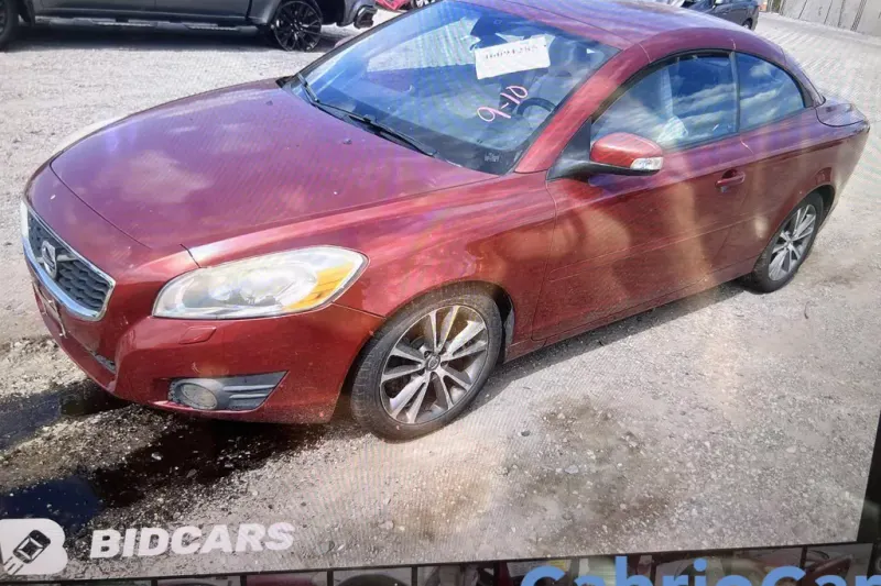 Volvo C70 (2012)