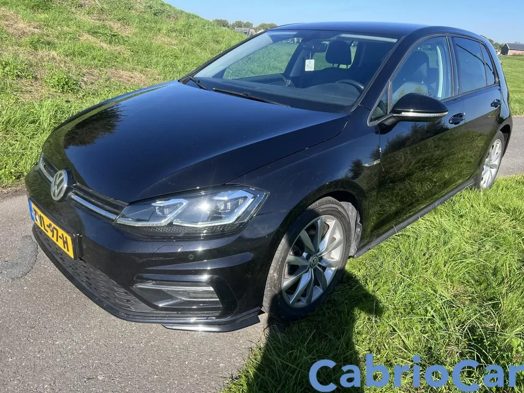 Volkswagen Golf (2017) — foto 1