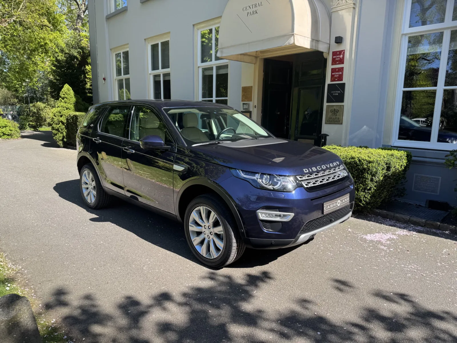 Land Rover Discovery Sport (2016) — foto 1