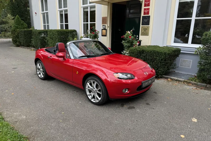 Mazda MX-5 (2005)
