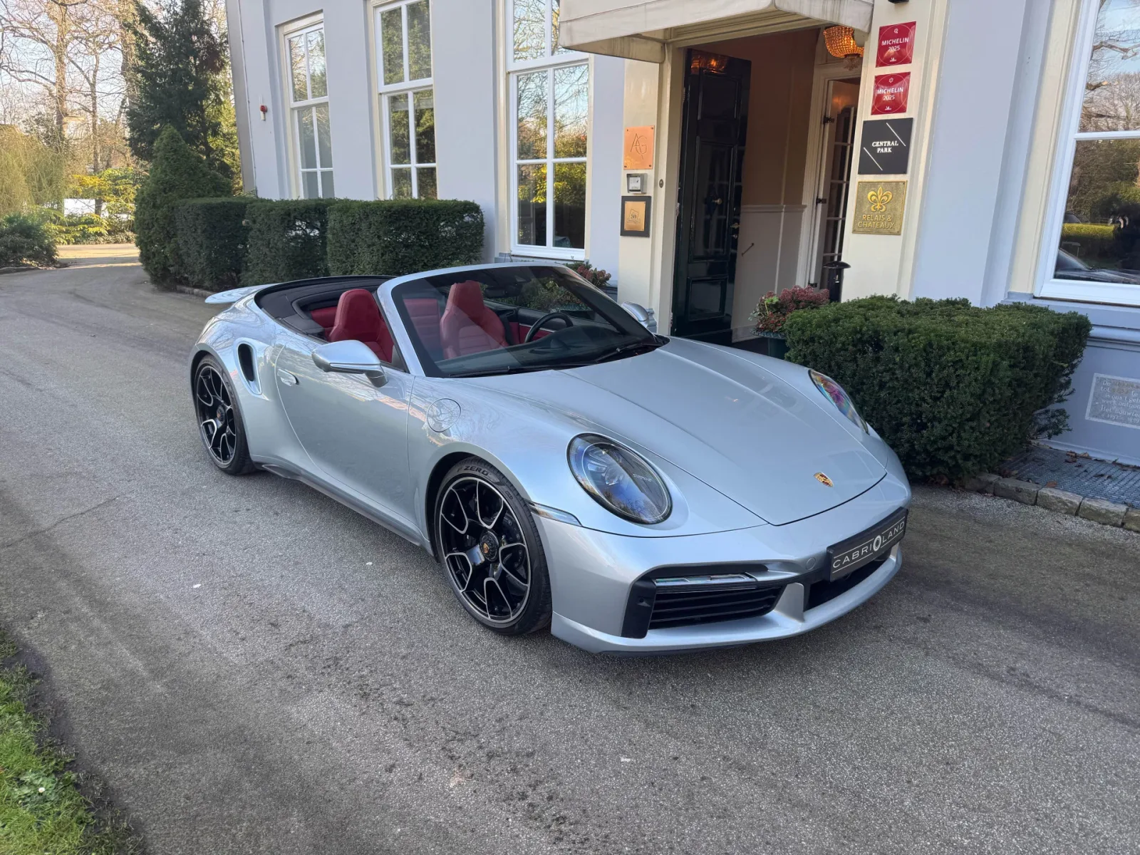 Porsche 911 (2022) — foto 1