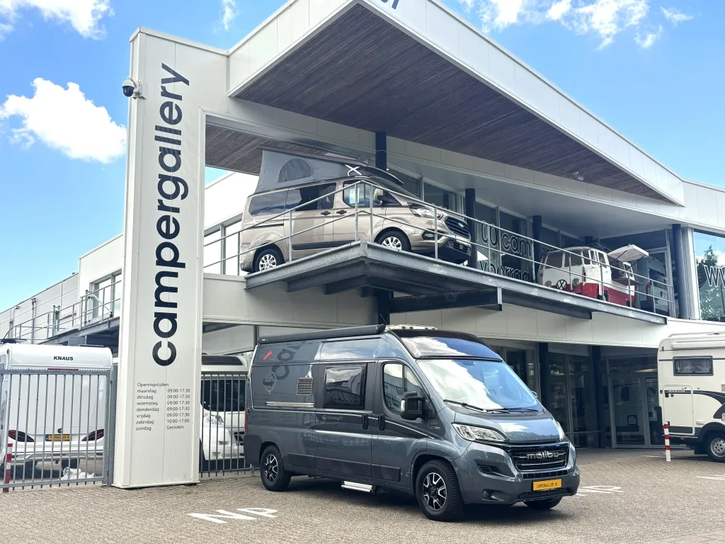 Malibu Van (2019) — foto 1