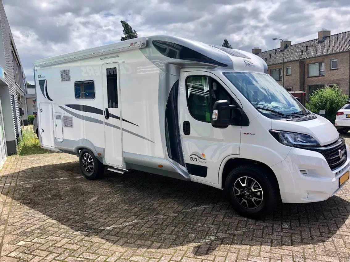 Sun Sun Driver T695Modeljaar: 2023Type motor: Euro (2023) — foto 1