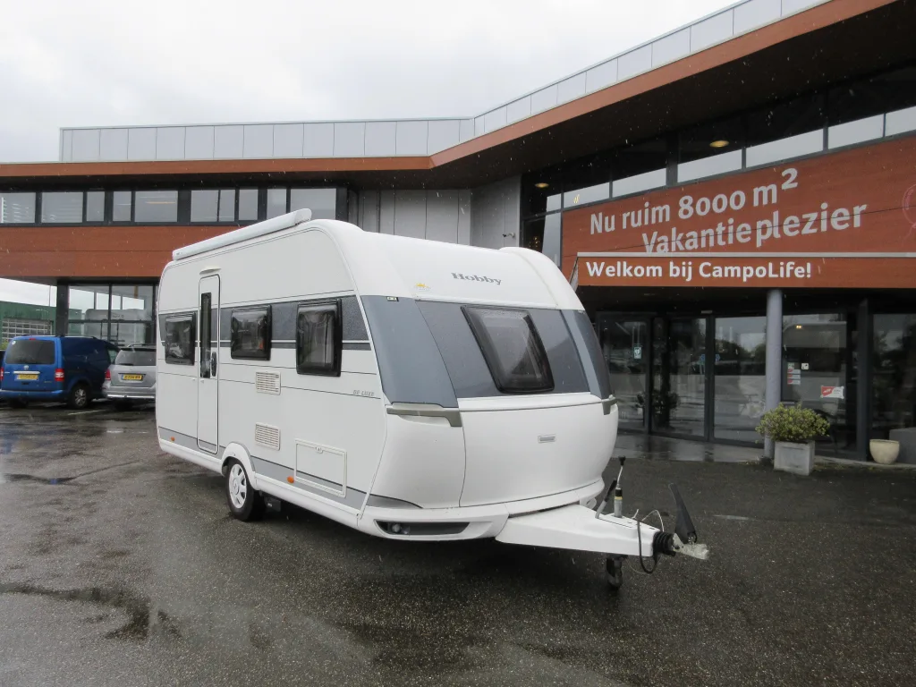 Hobby De Luxe (2021) — foto 1