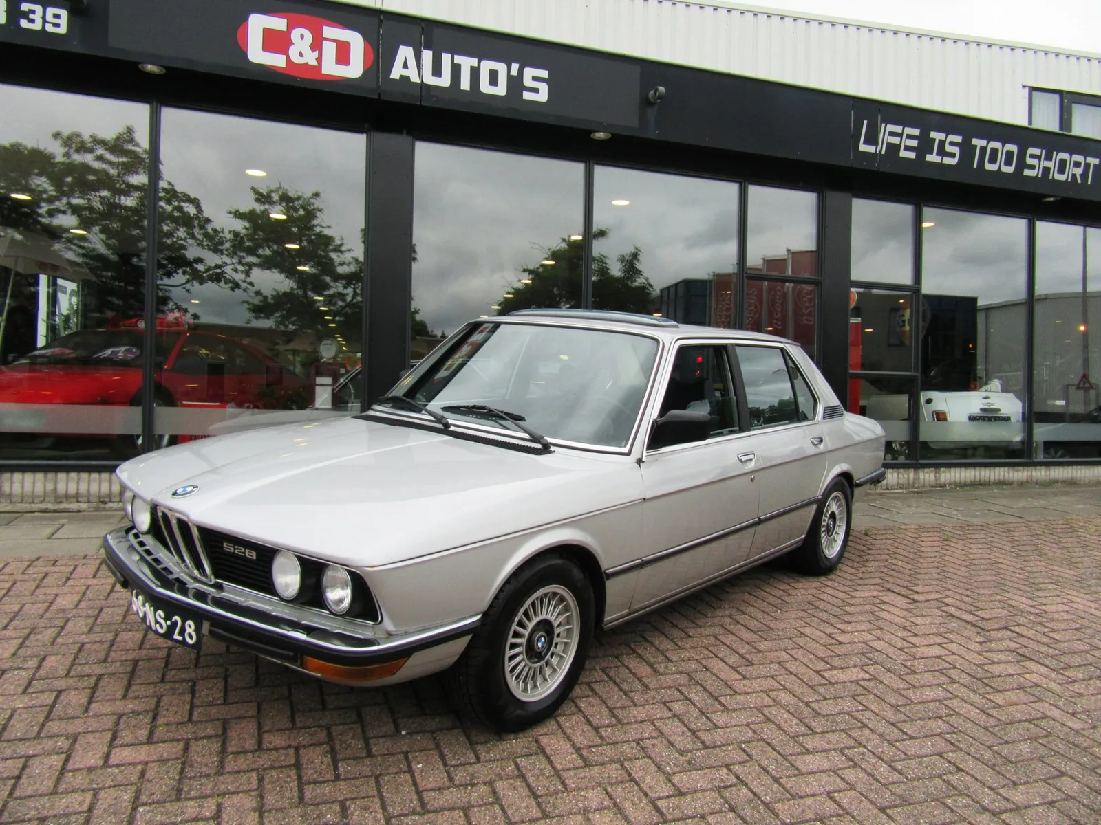 BMW 5-Serie (1976) — foto 1
