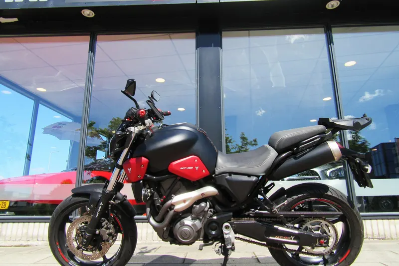 Yamaha MT-03 (2016)