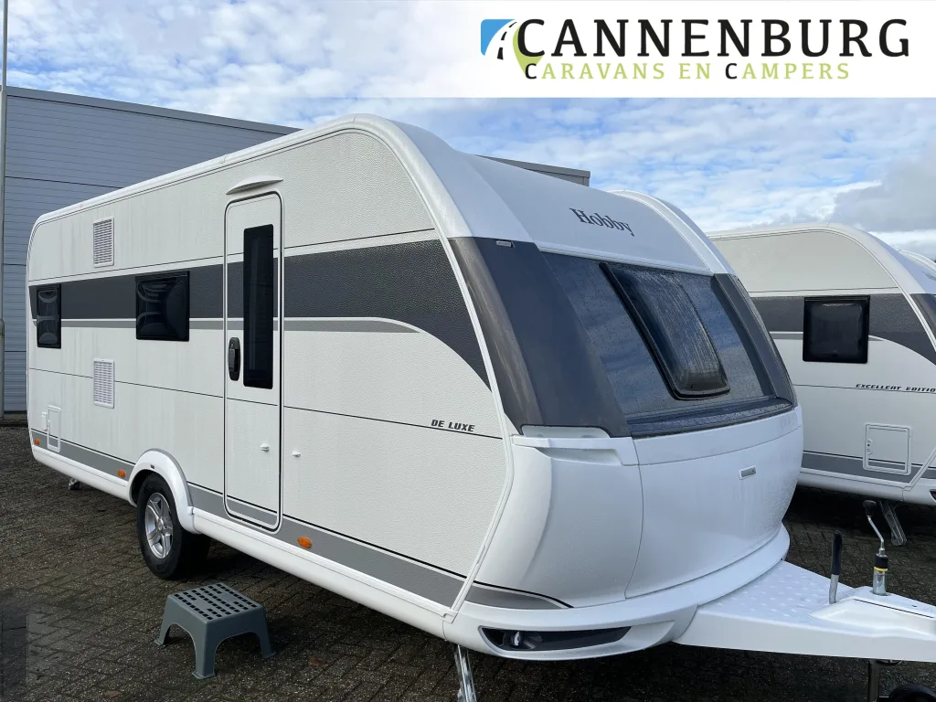 Hobby De Luxe (2026) — foto 1