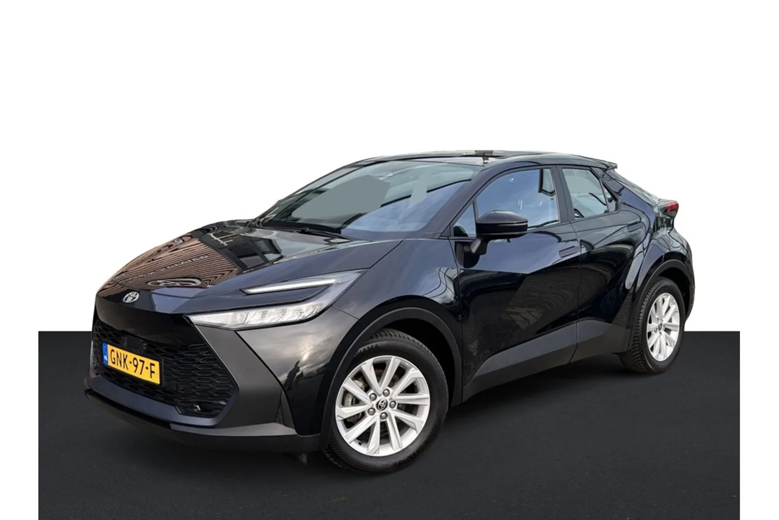Toyota C-HR (2024) — foto 1
