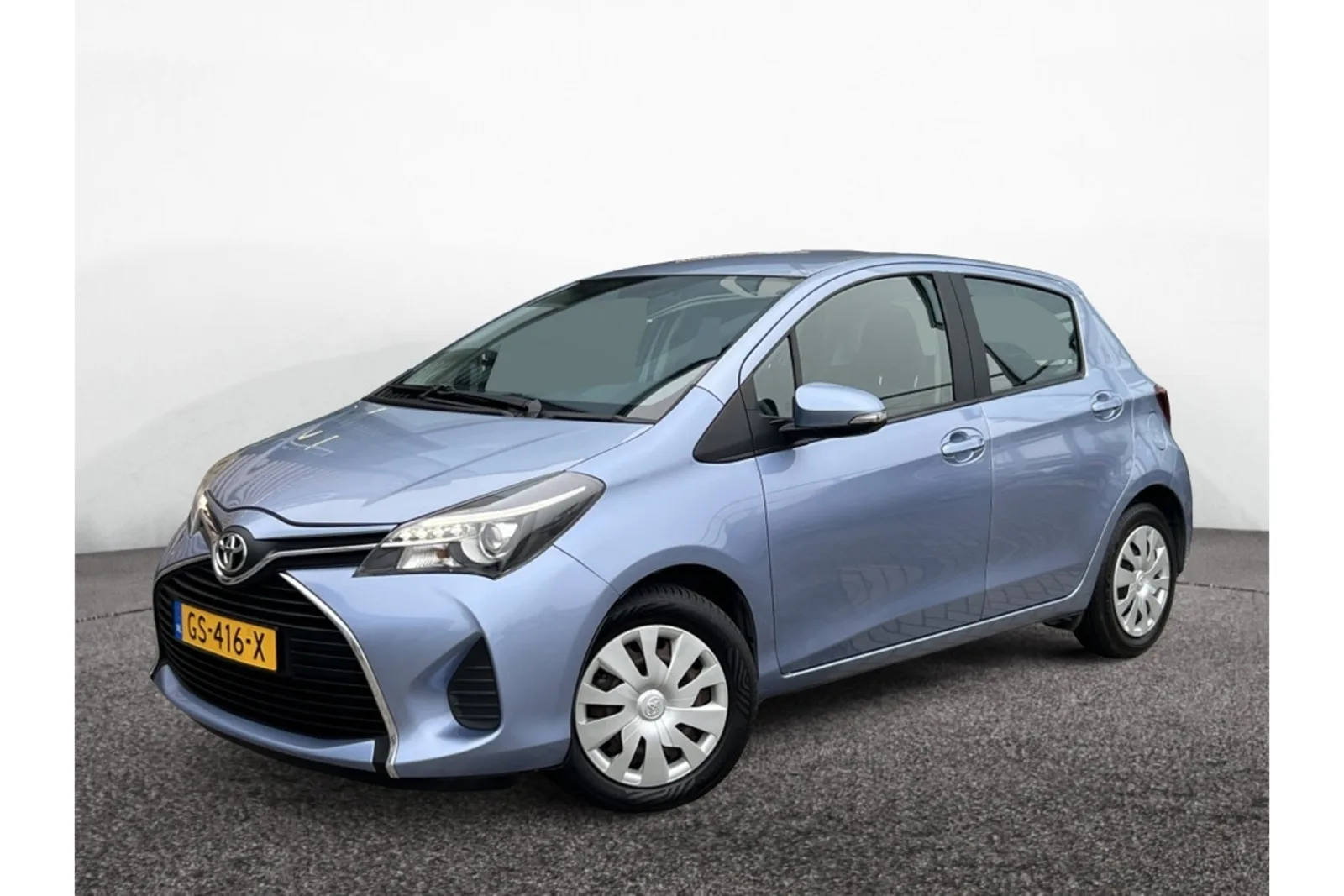 Toyota Yaris (2015) — foto 1