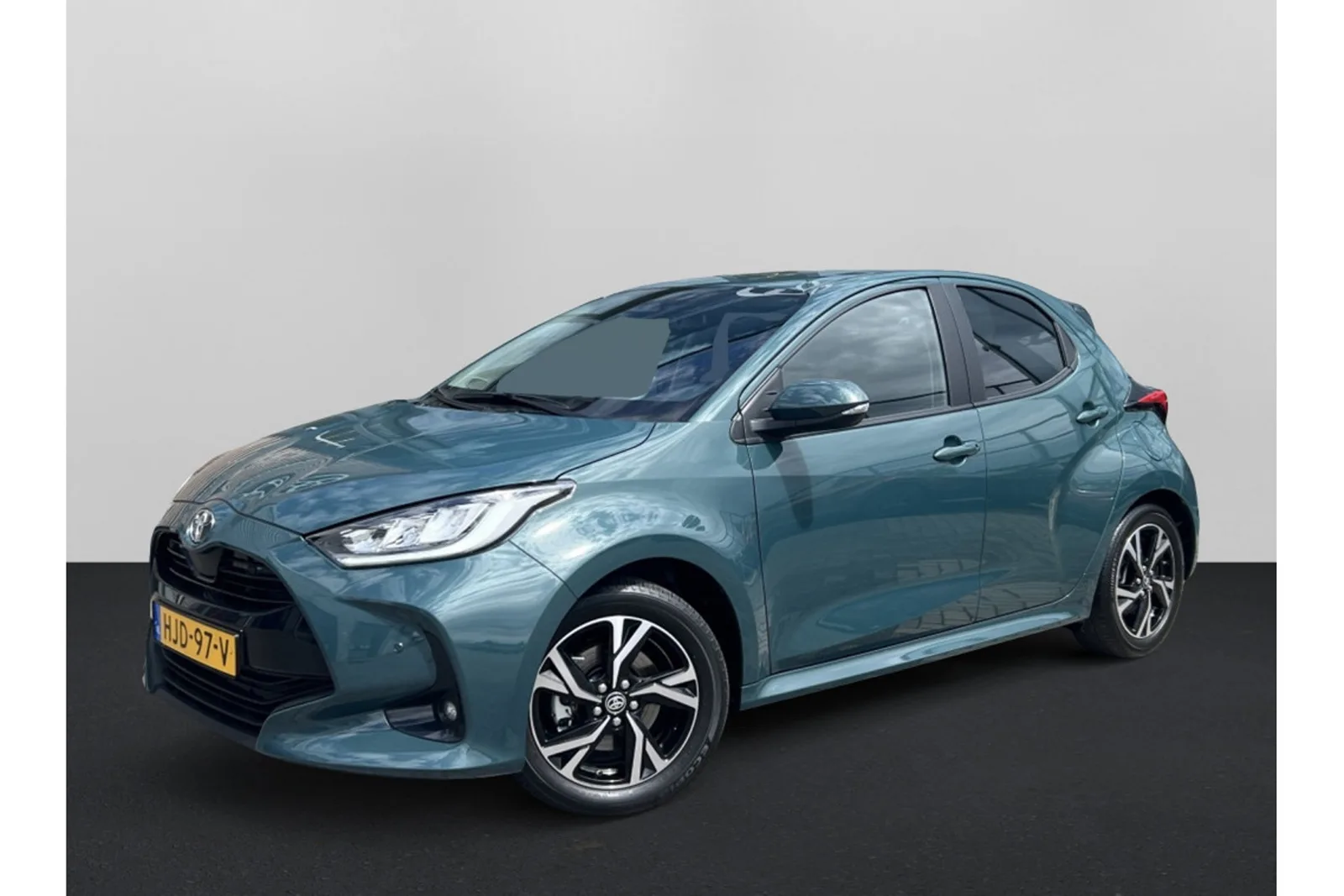 Toyota Yaris (2025) — foto 1