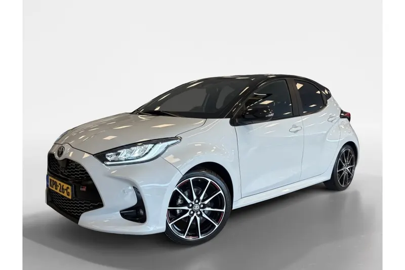 Toyota Yaris (2023)