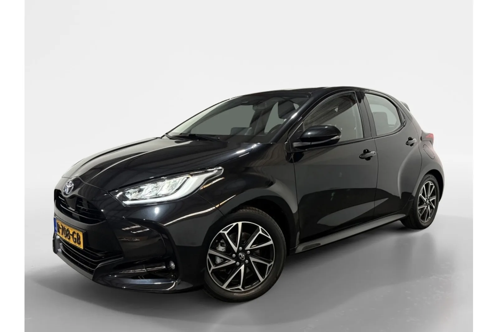 Toyota Yaris (2022) — foto 1
