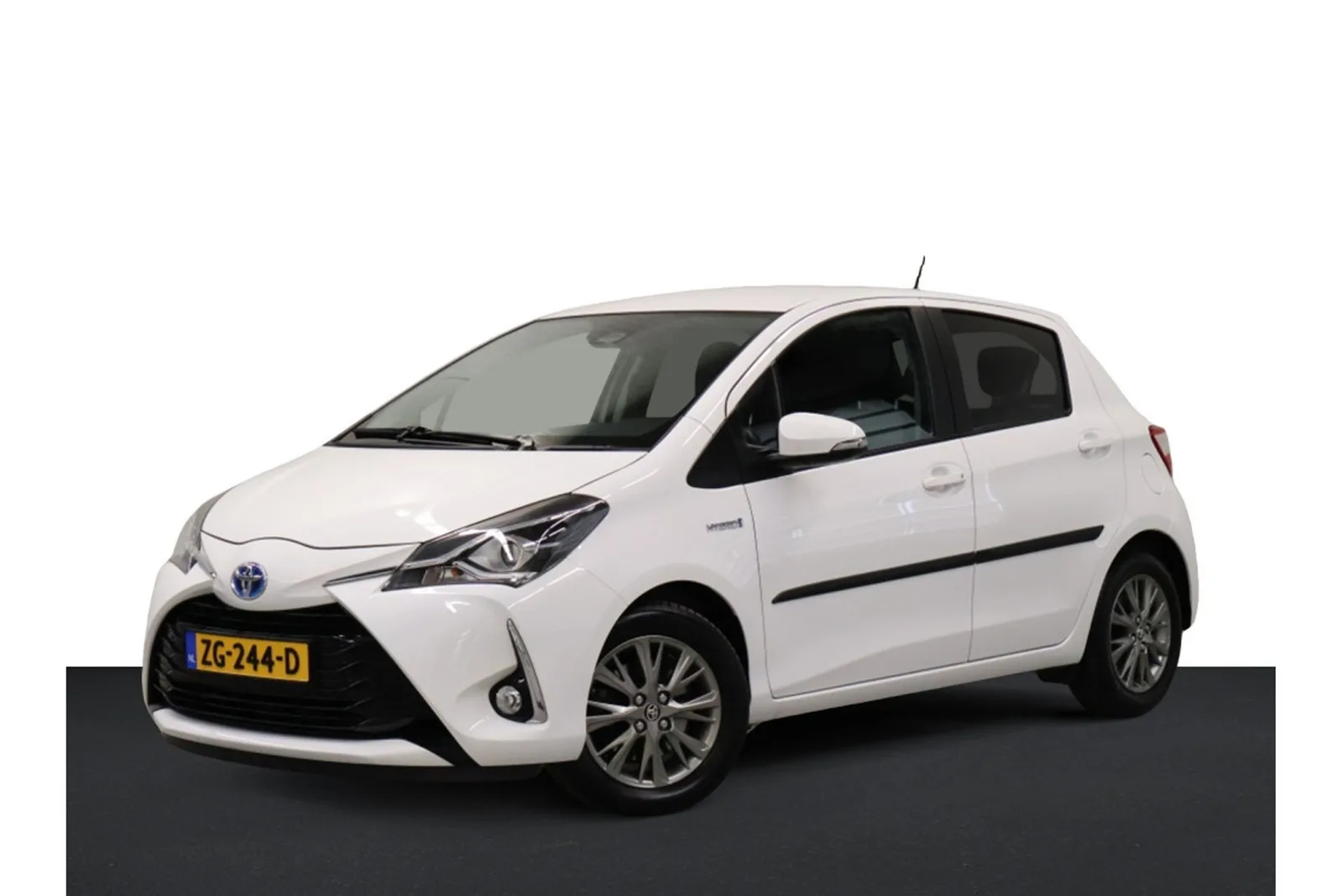 Toyota Yaris (2019) — foto 1