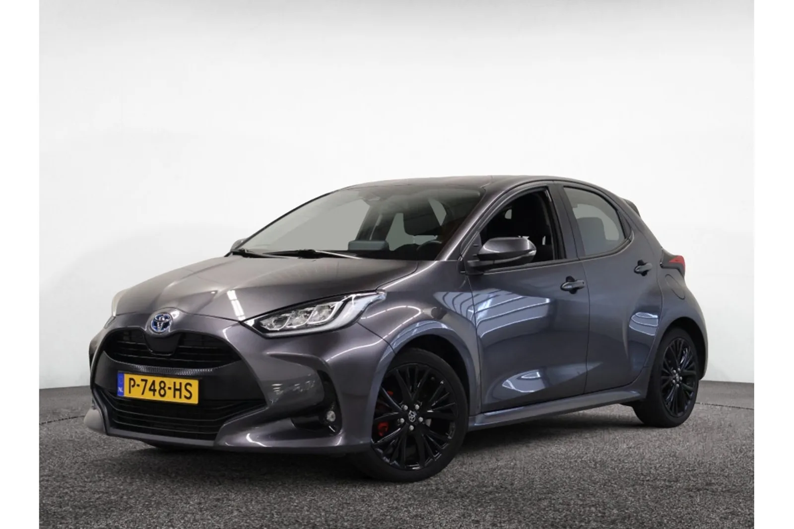 Toyota Yaris (2022) — foto 1