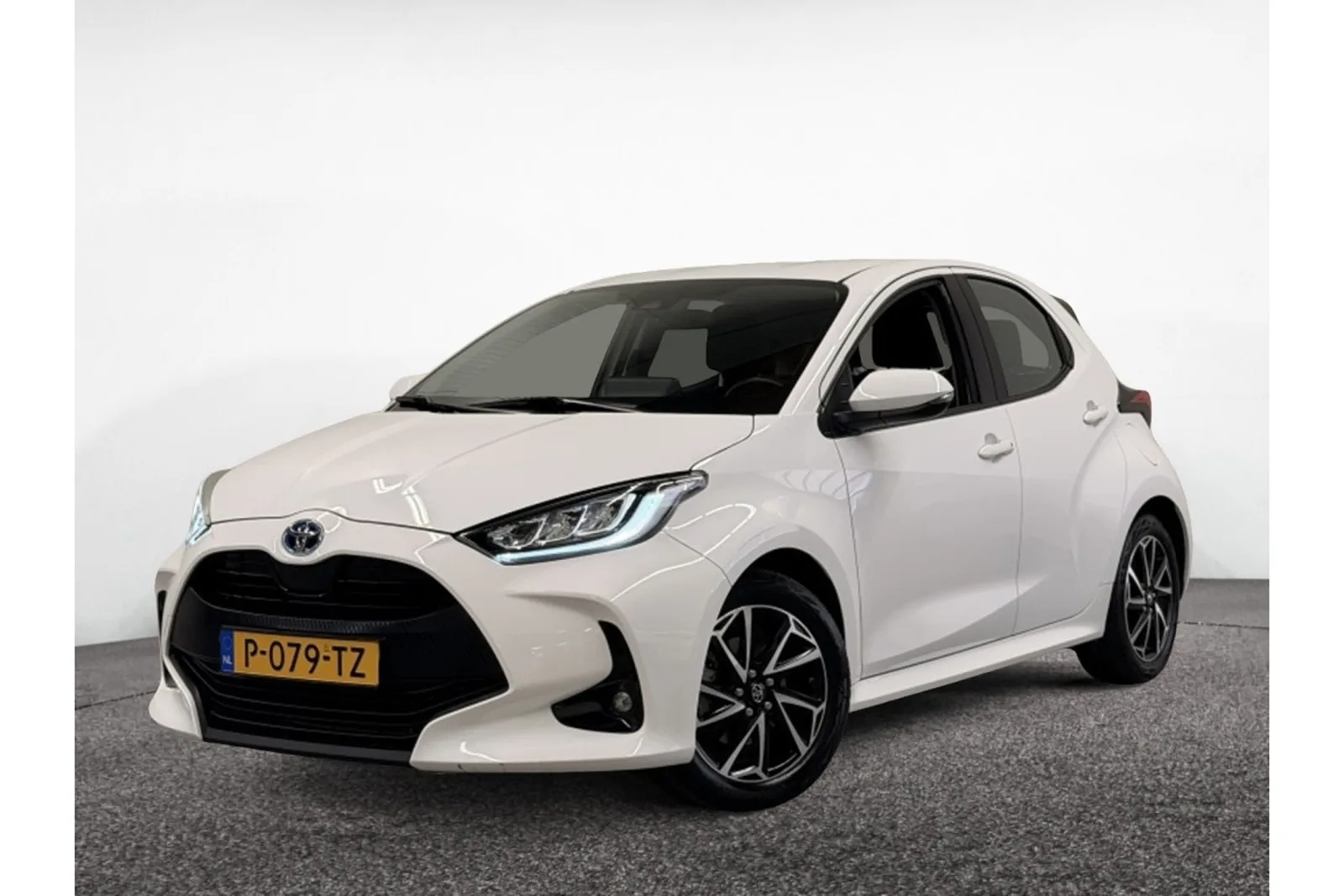 Toyota Yaris (2022) — foto 1