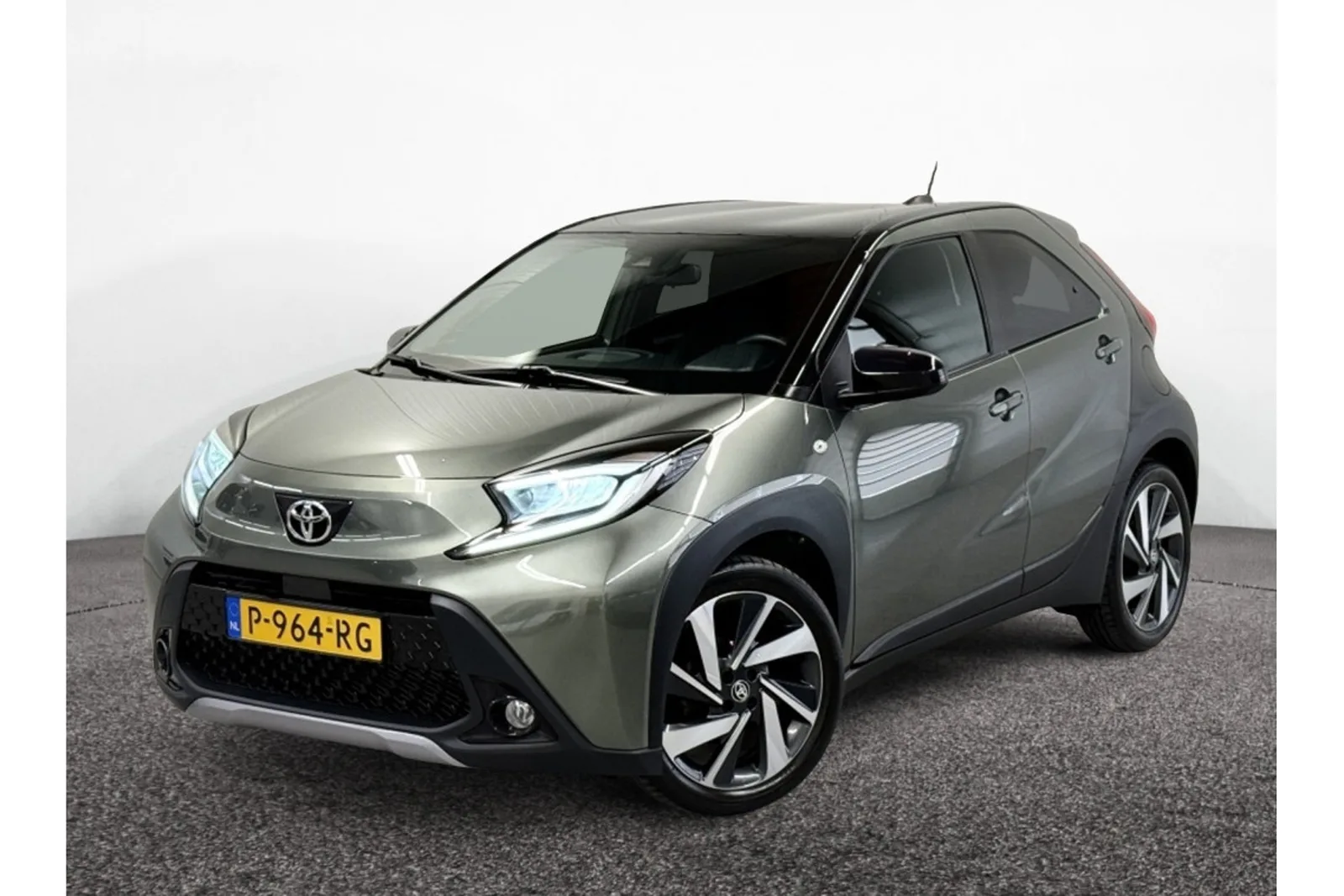 Toyota Aygo X (2022) — foto 1