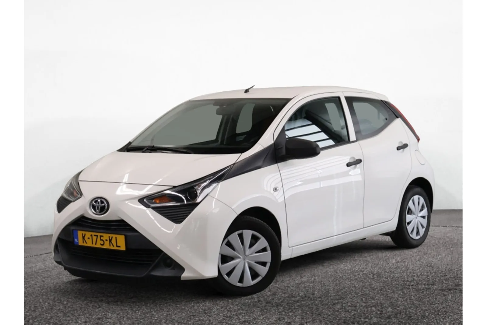 Toyota Aygo (2020) — foto 1