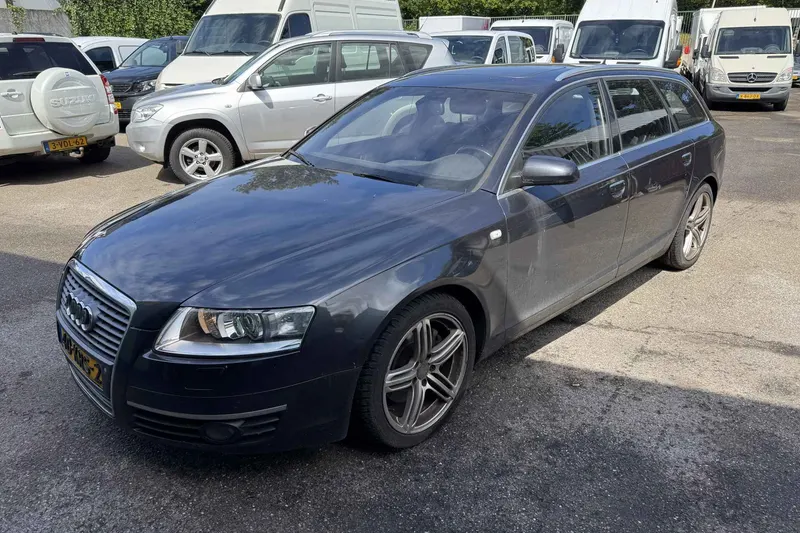 Audi A6 (2005)