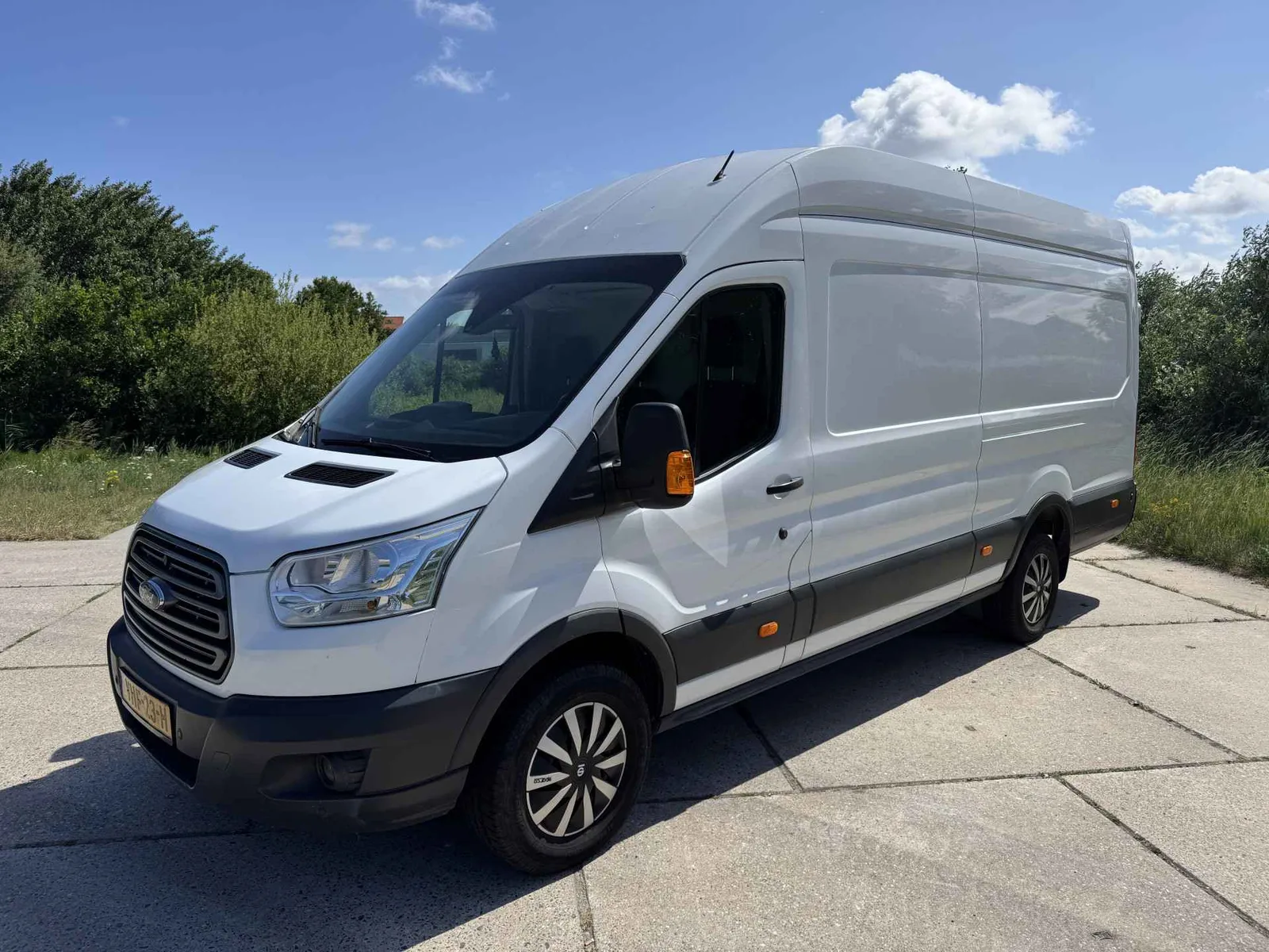 Ford Transit (2018) — foto 1