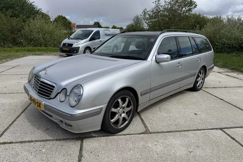Mercedes-Benz E-Klasse (2000)