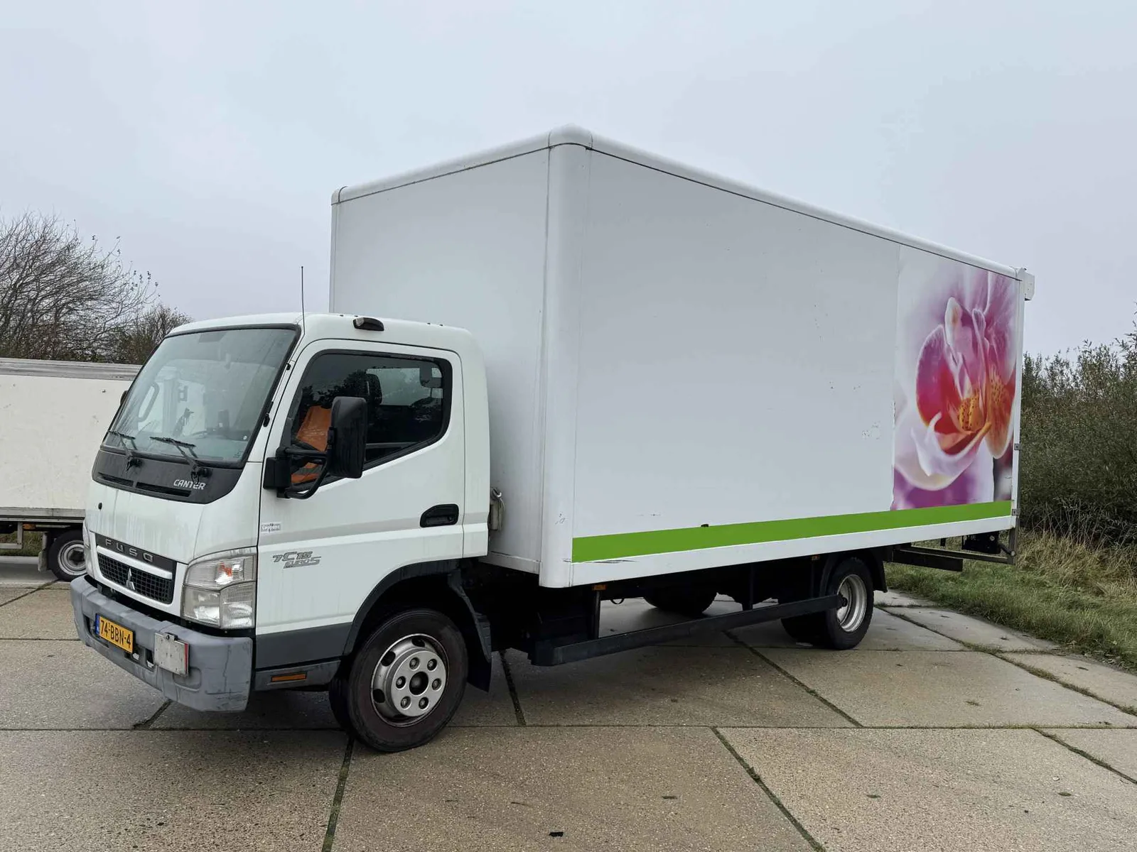 Mitsubishi Fuso Canter (2010) — foto 1