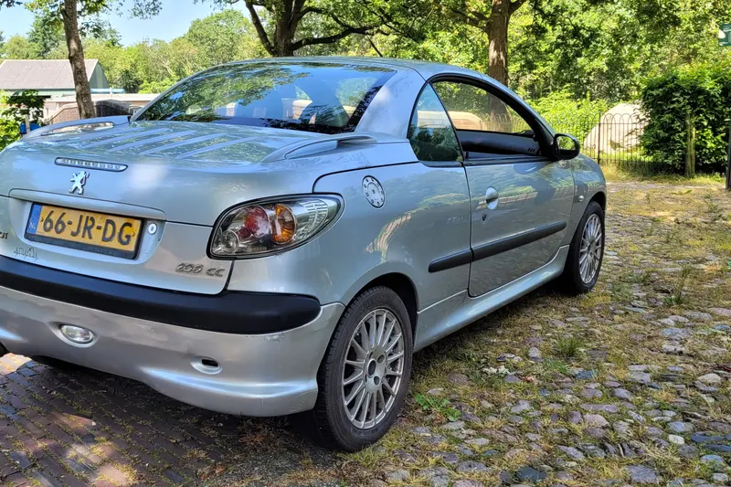 Peugeot 206 (0)