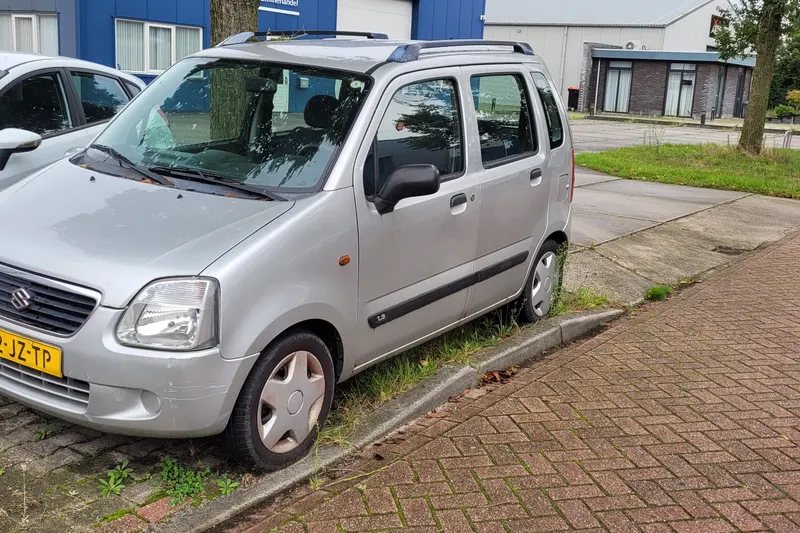 Suzuki Wagon R+ (0)