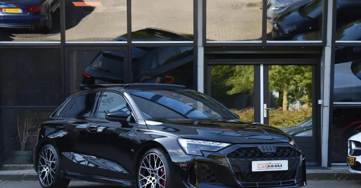 Audi RS3 (2025) — foto 1