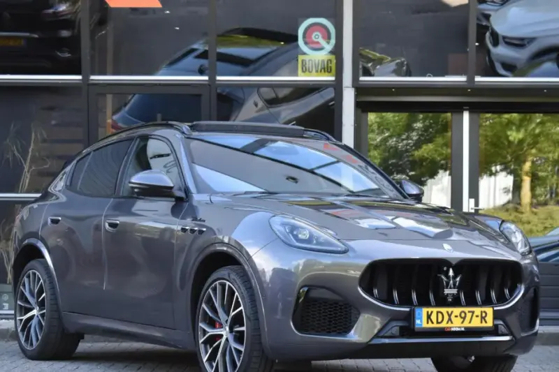 Maserati Grecale (2022)