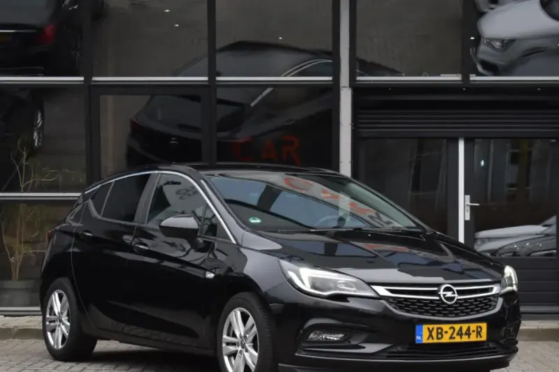 Opel Astra (2018)