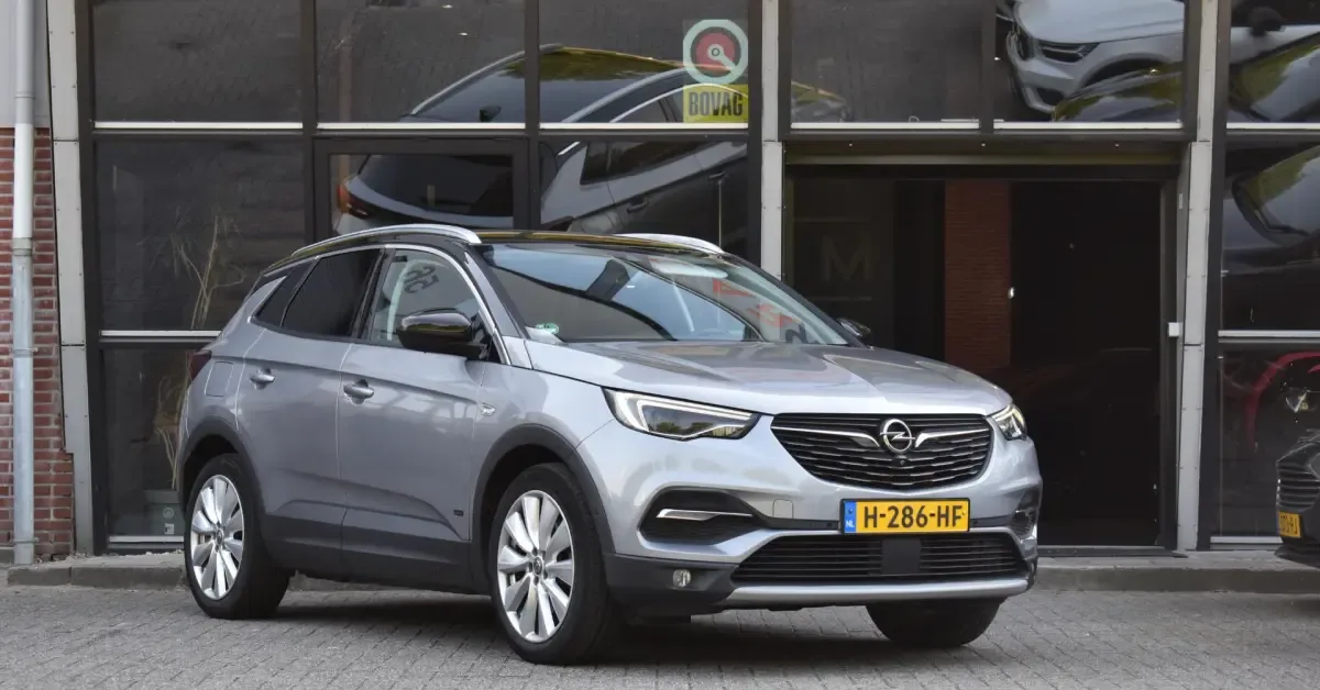 Opel Grandland (2020) — foto 1