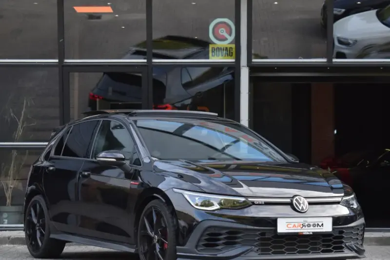 Volkswagen Golf (2023)