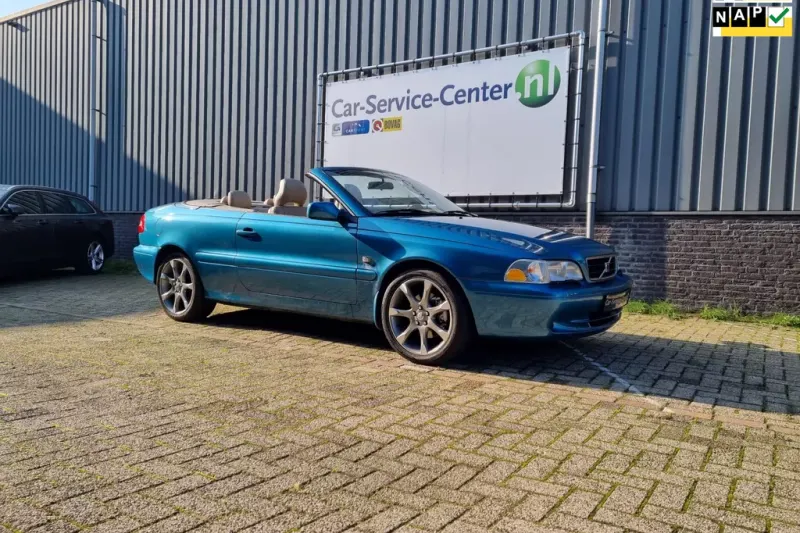 Volvo C70 (2002)