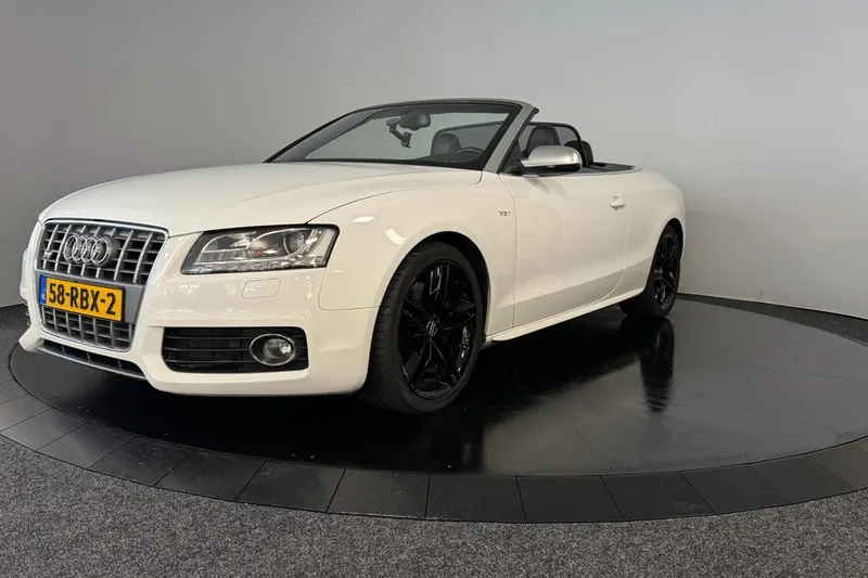 Audi Cabriolet (2010)