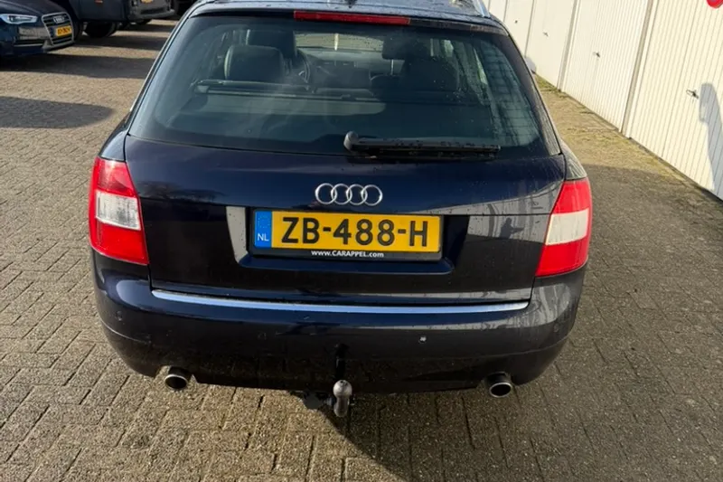 Audi A4 (2002)