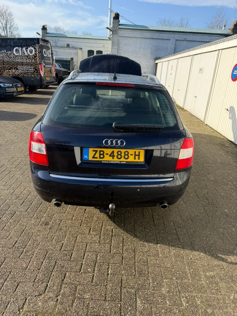 Audi A4 (2002) — foto 1