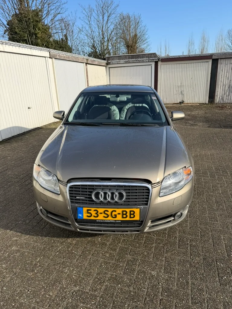 Audi A4 (2006) — foto 1