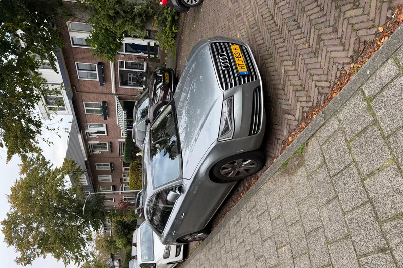 Audi A8 (2010)