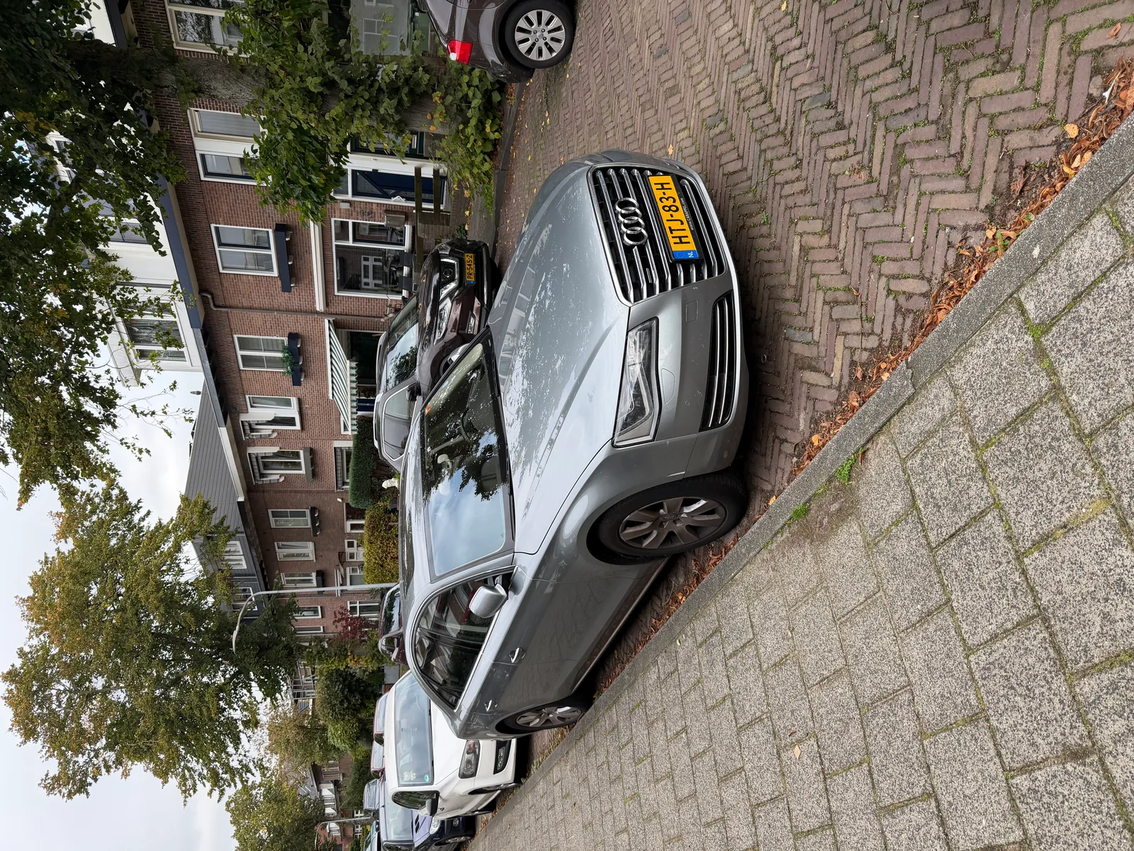 Audi A8 (2010) — foto 1
