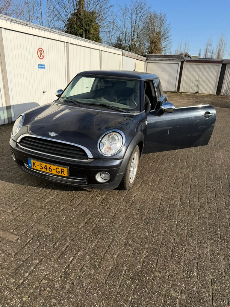 MINI One (2007) — foto 1