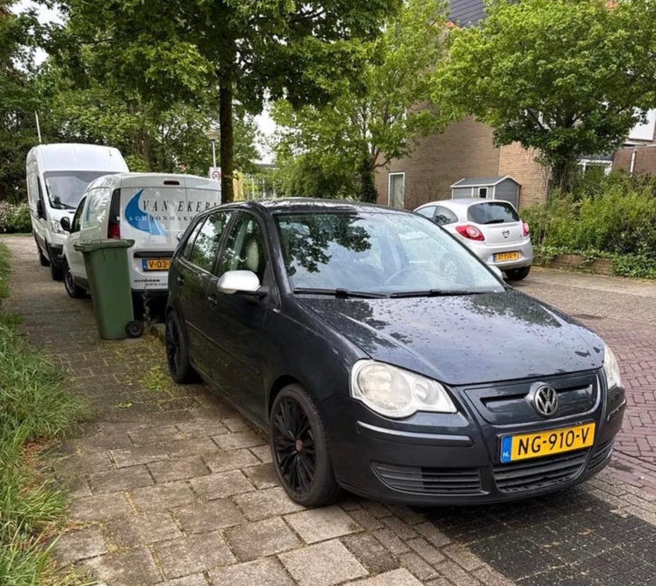 Volkswagen Polo (2009) — foto 1