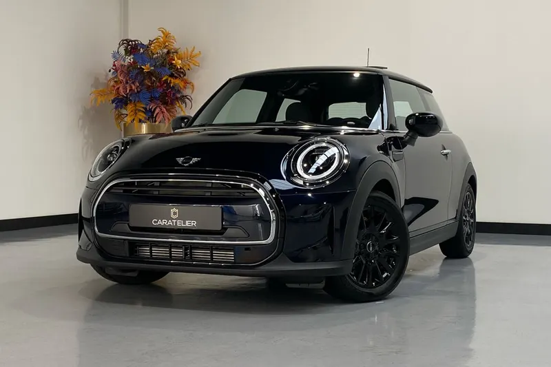 MINI Cooper (2023)