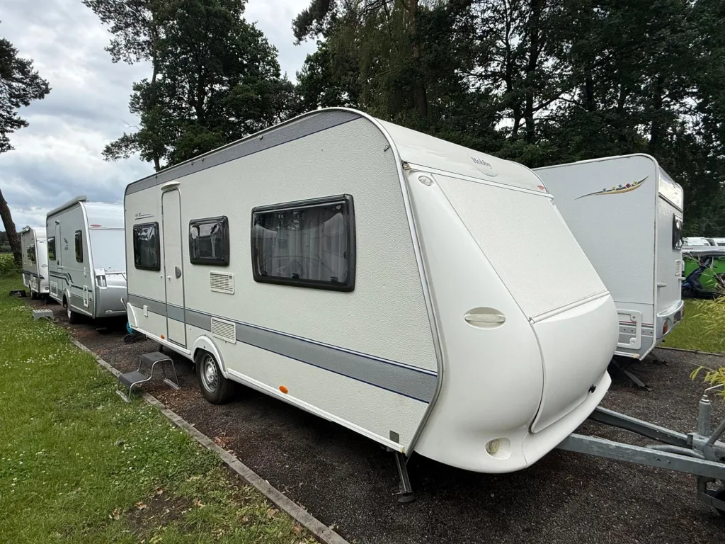 Hobby De Luxe (2010) — foto 1