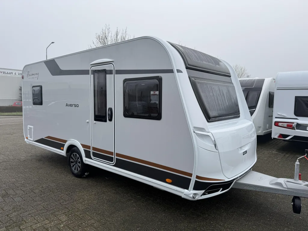 Bürstner Averso (2025) — foto 1